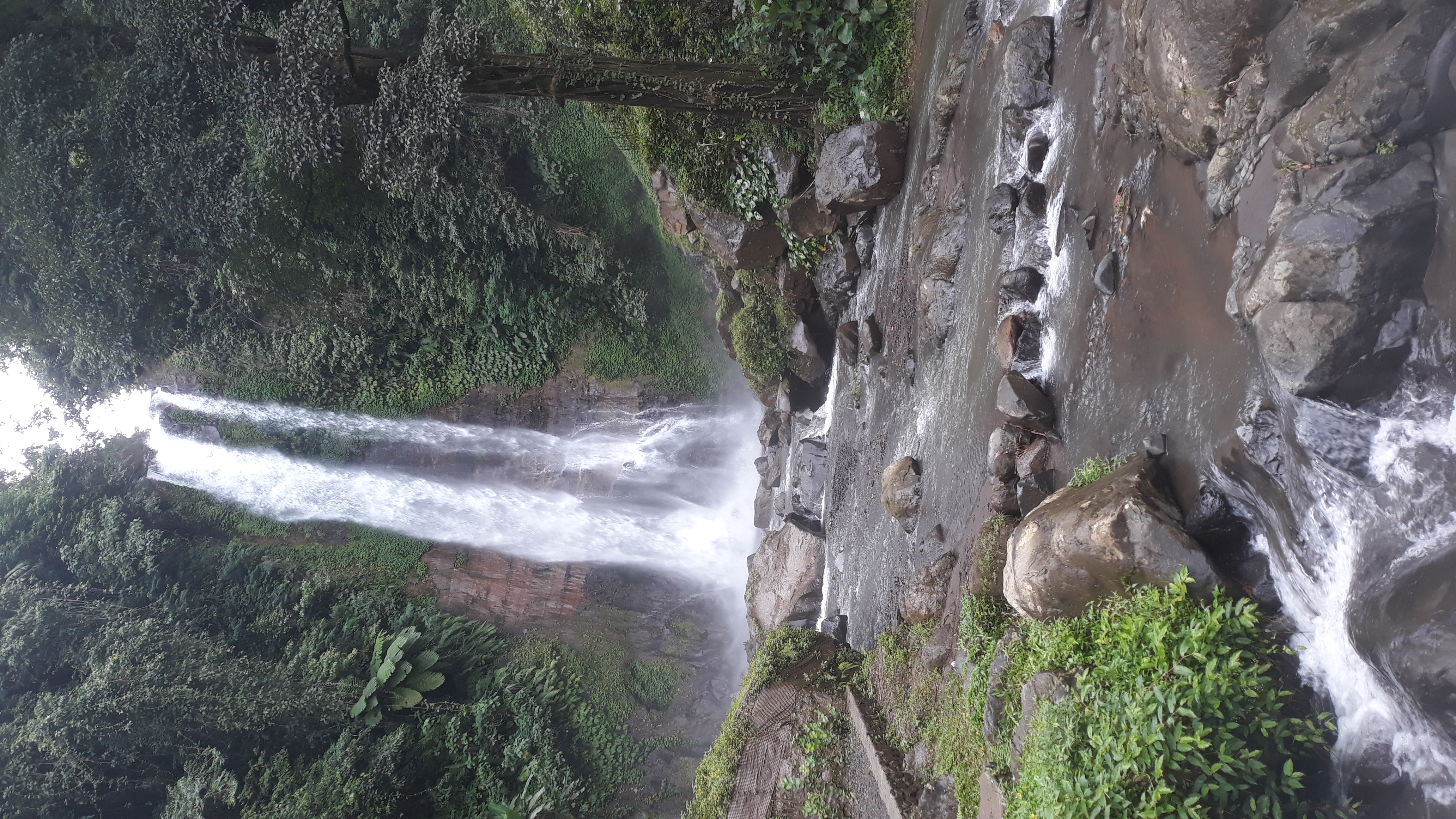 Gitgit-Wasserfall! – Bild 2